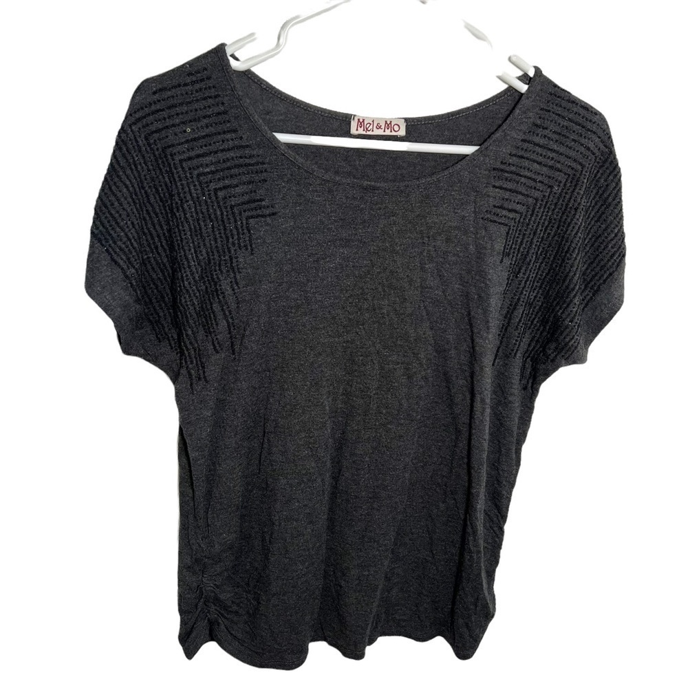 Mel & Mo Women's Short Sleeve T-Shirt Gray Beaded Shoulders Scoop Neck Thin